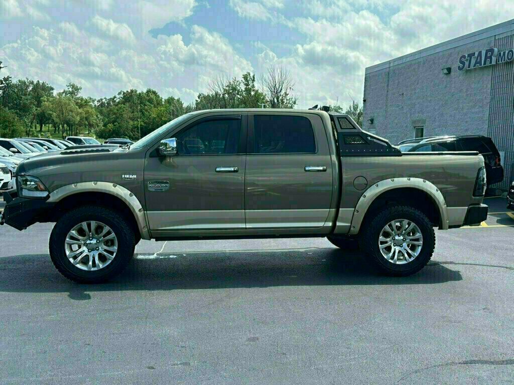 2017 Ram 1500 Laramie 4x4 Crew Cab 5'7" Box - 23054976 - 16