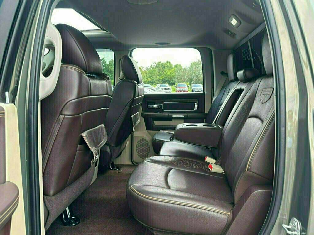 2017 Ram 1500 Laramie 4x4 Crew Cab 5'7" Box - 23054976 - 18