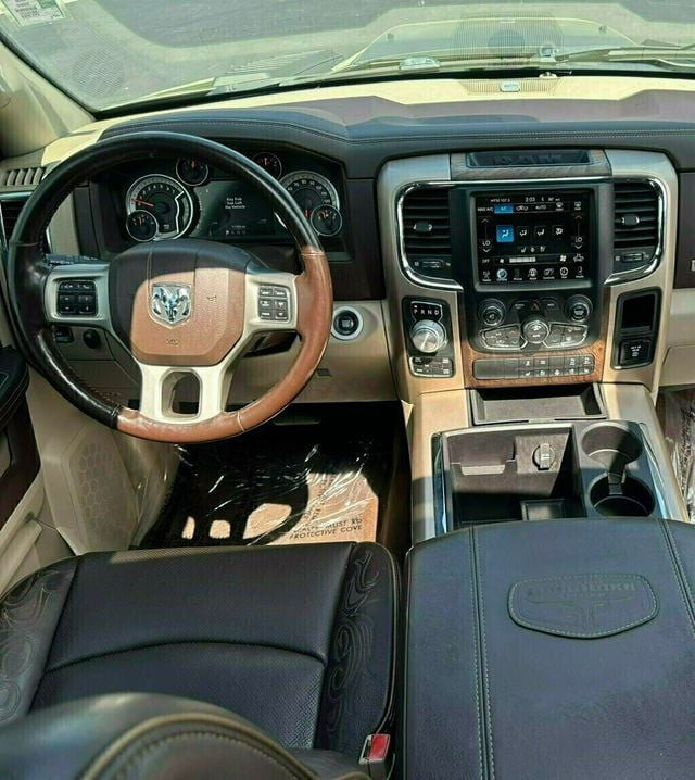 2017 Ram 1500 Laramie 4x4 Crew Cab 5'7" Box - 23054976 - 21