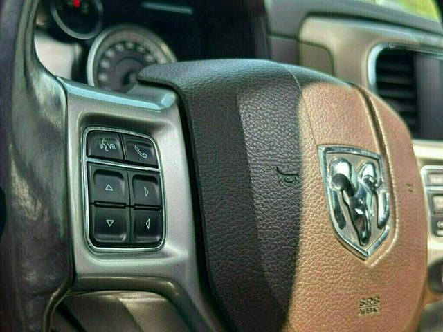 2017 Ram 1500 Laramie 4x4 Crew Cab 5'7" Box - 23054976 - 26