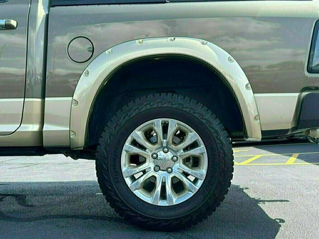 2017 Ram 1500 Laramie 4x4 Crew Cab 5'7" Box - 23054976 - 32