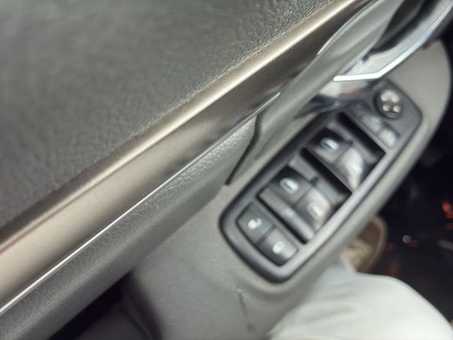 2017 Ram 1500 Lone Star Silver 4x2 Crew Cab 5'7" Box - 23062607 - 16