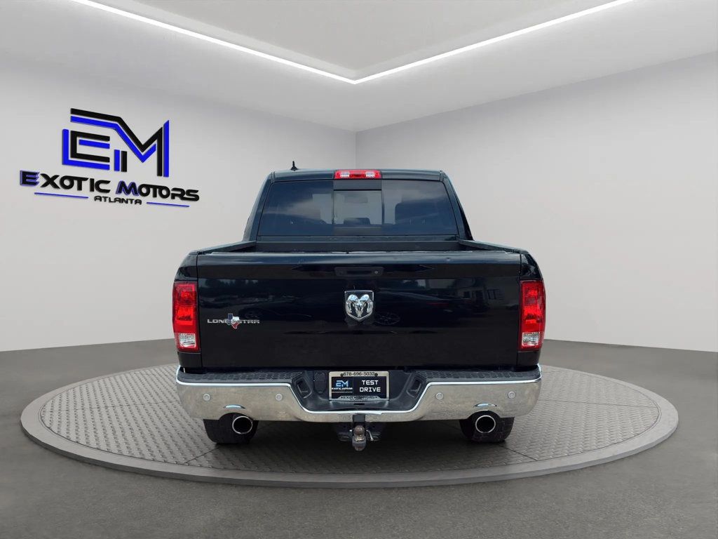 2017 Ram 1500 Lone Star Silver 4x2 Crew Cab 5'7" Box - 23062607 - 3