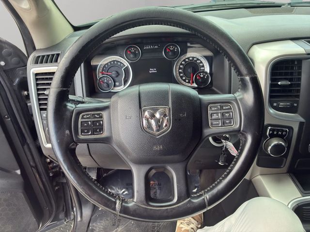 2017 Ram 1500 Lone Star Silver 4x2 Crew Cab 5'7" Box - 23062607 - 8
