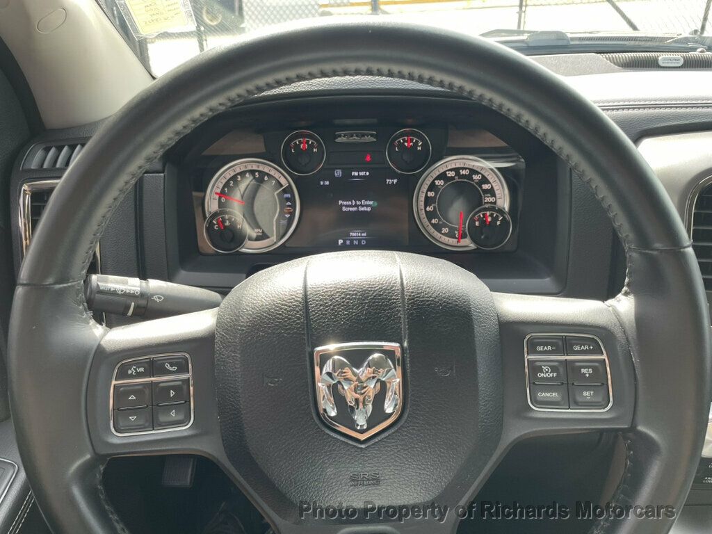 2017 Ram 1500 Night 4x4 Crew Cab 5'7" Box - 23044872 - 11