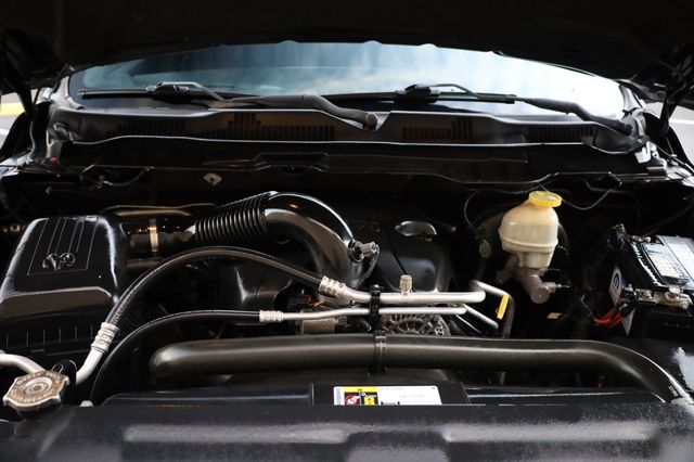 2017 Ram 1500 Rebel 4x4 Crew Cab 5'7" Box - 22970722 - 10