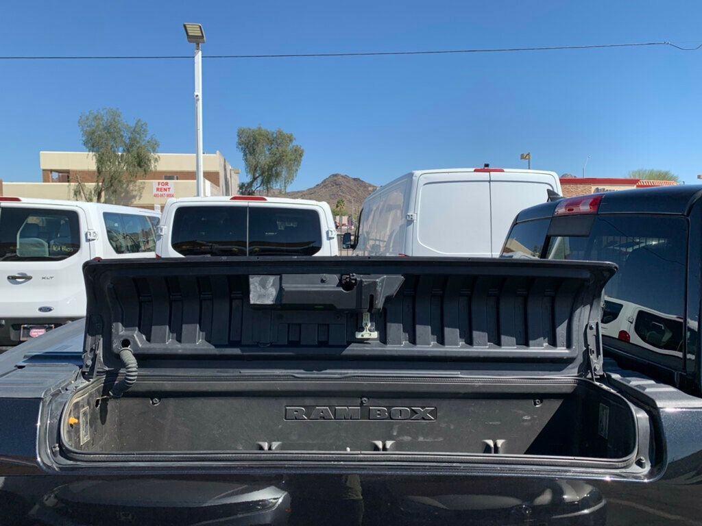 2017 Ram 1500 Rebel 4x4 Crew Cab 5'7" Box Navi/sunroof - 22997178 - 29