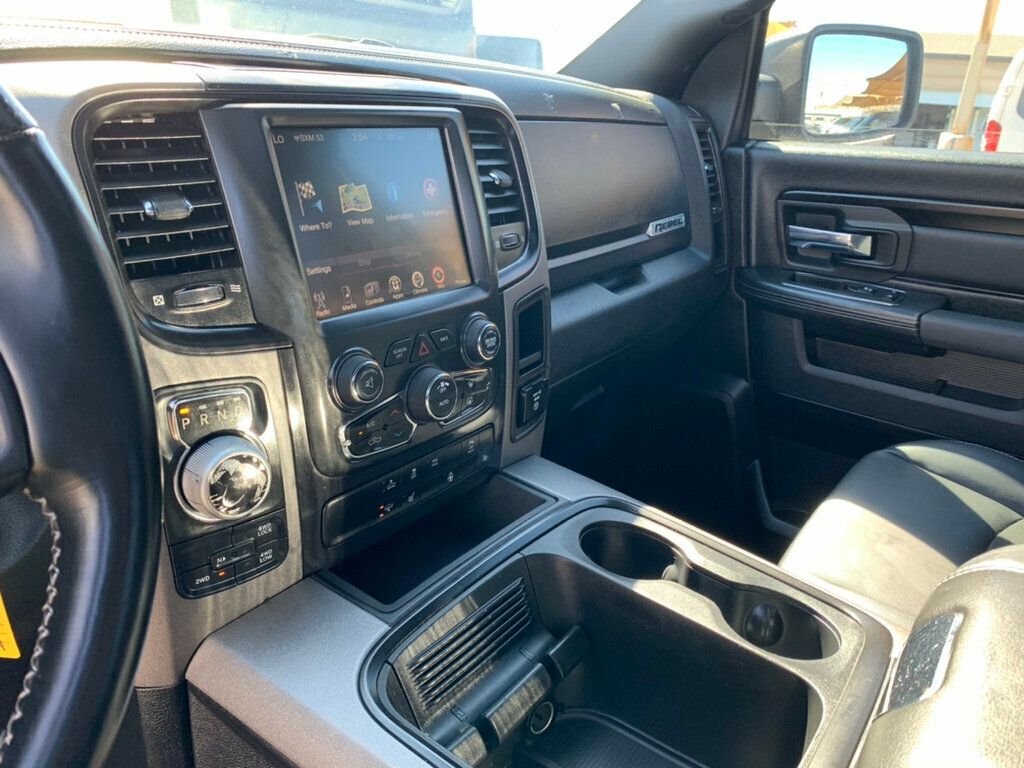 2017 Ram 1500 Rebel 4x4 Crew Cab 5'7" Box Navi/sunroof - 22997178 - 40