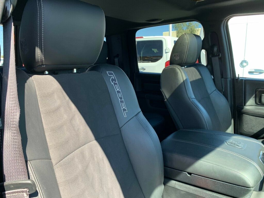 2017 Ram 1500 Rebel 4x4 Crew Cab 5'7" Box Navi/sunroof - 22997178 - 44