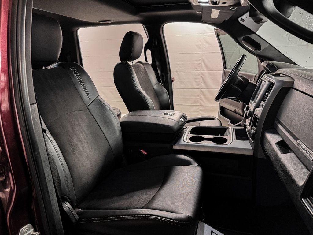 2017 Ram 1500 REBEL CREW CAB 4X4 5.7L HEMI - 22989804 - 9