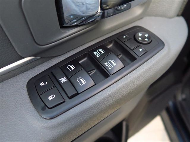 2017 Ram 1500 SLT 4x4 Quad Cab 6'4" Box - 16977721 - 17