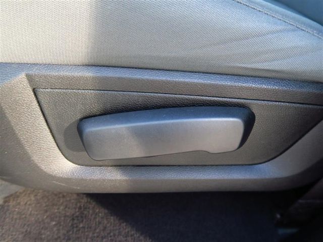 2017 Ram 1500 SLT 4x4 Quad Cab 6'4" Box - 16977721 - 19