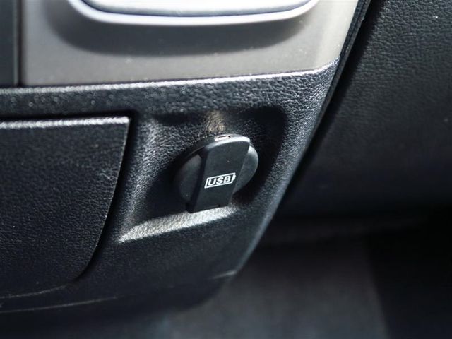 2017 Ram 1500 SLT 4x4 Quad Cab 6'4" Box - 16977721 - 25