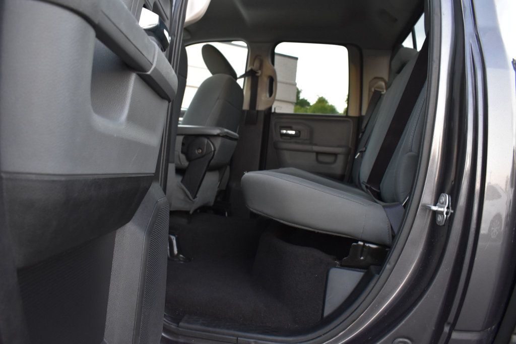 2017 Ram 1500 SLT 4x4 Quad Cab 6'4" Box - 22928316 - 18