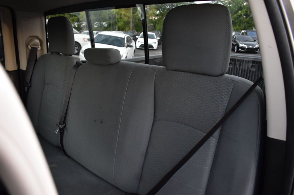 2017 Ram 1500 SLT 4x4 Quad Cab 6'4" Box - 22928316 - 19