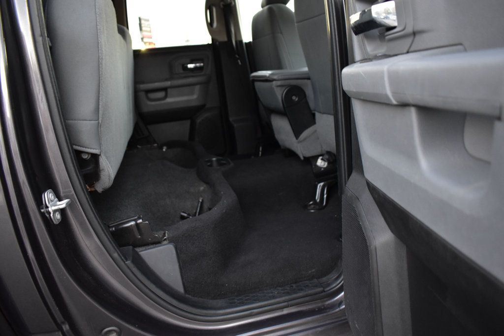 2017 Ram 1500 SLT 4x4 Quad Cab 6'4" Box - 22928316 - 23