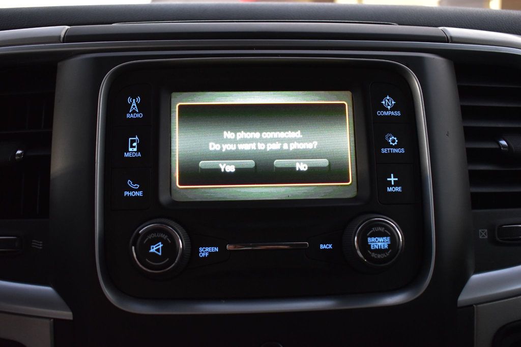 2017 Ram 1500 SLT 4x4 Quad Cab 6'4" Box - 22928316 - 30