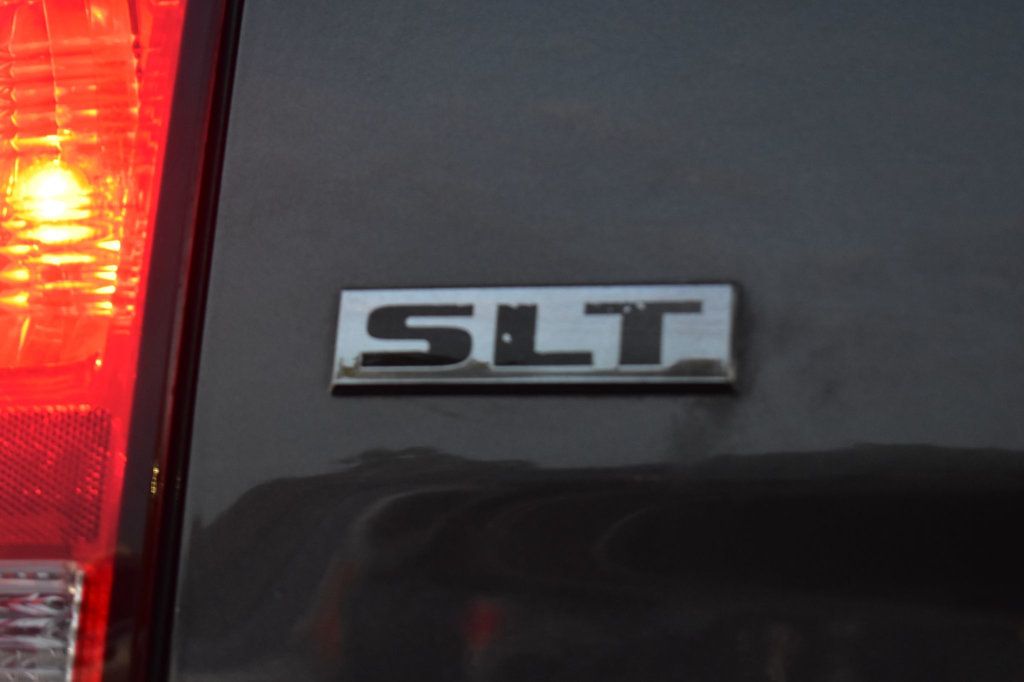 2017 Ram 1500 SLT 4x4 Quad Cab 6'4" Box - 22928316 - 42