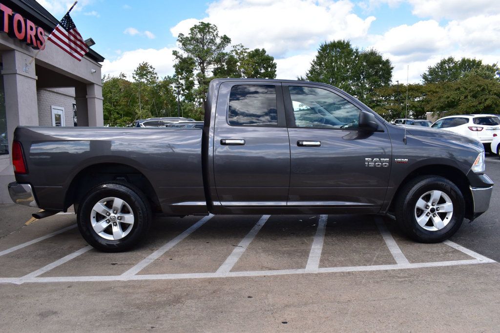 2017 Ram 1500 SLT photo 2
