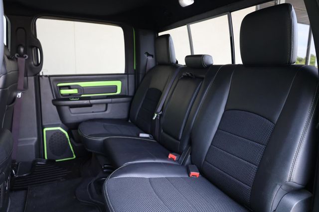 2017 Ram 1500 Sport - 23030858 - 18