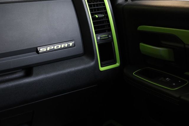 2017 Ram 1500 Sport - 23030858 - 35