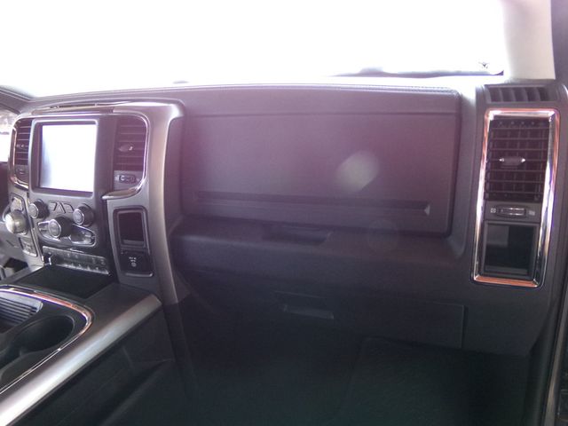 2017 Ram 1500 Sport 4x4 Crew Cab 5'7" Box - 23024778 - 16