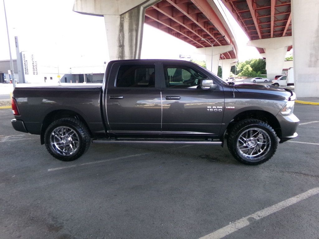 2017 Ram 1500 Sport 4x4 Crew Cab 5'7" Box - 23024778 - 4