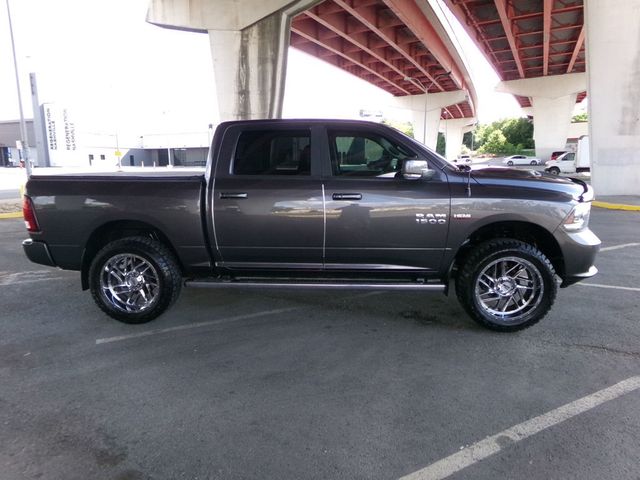2017 Ram 1500 Sport 4x4 Crew Cab 5'7" Box - 23024778 - 4