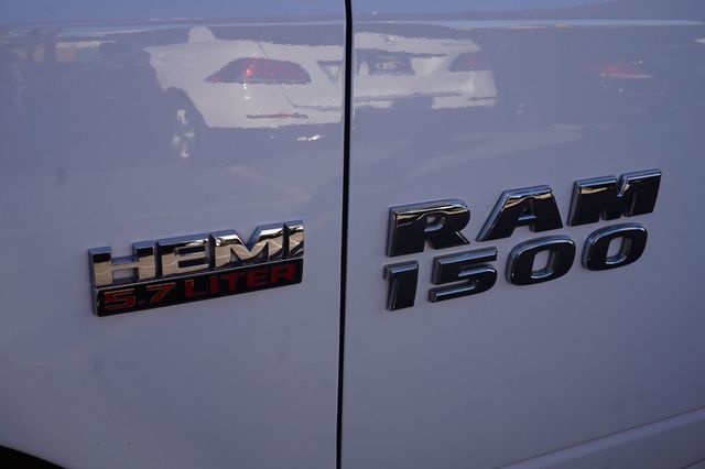 2017 Ram 1500 SPORT, 4X4, PREMIUM WHEELS, ALL TERRAIN TIRES, RUNNING BOARDS - 22967636 - 10