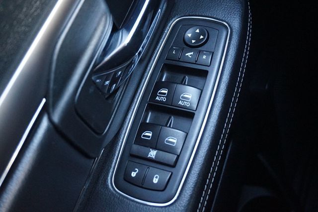 2017 Ram 1500 SPORT, 4X4, PREMIUM WHEELS, ALL TERRAIN TIRES, RUNNING BOARDS - 22967636 - 22