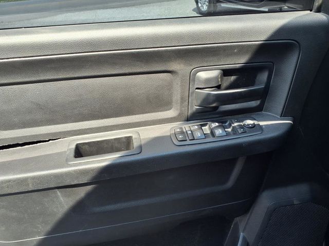 2017 Ram 1500 ST - 22924974 - 17