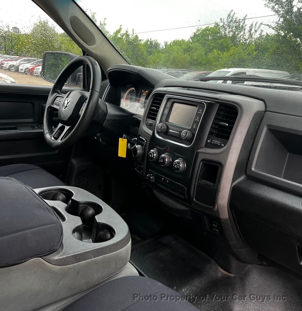 2017 Ram 1500 Tradesman 4x4 Crew Cab 5'7" Box - 23052745 - 28
