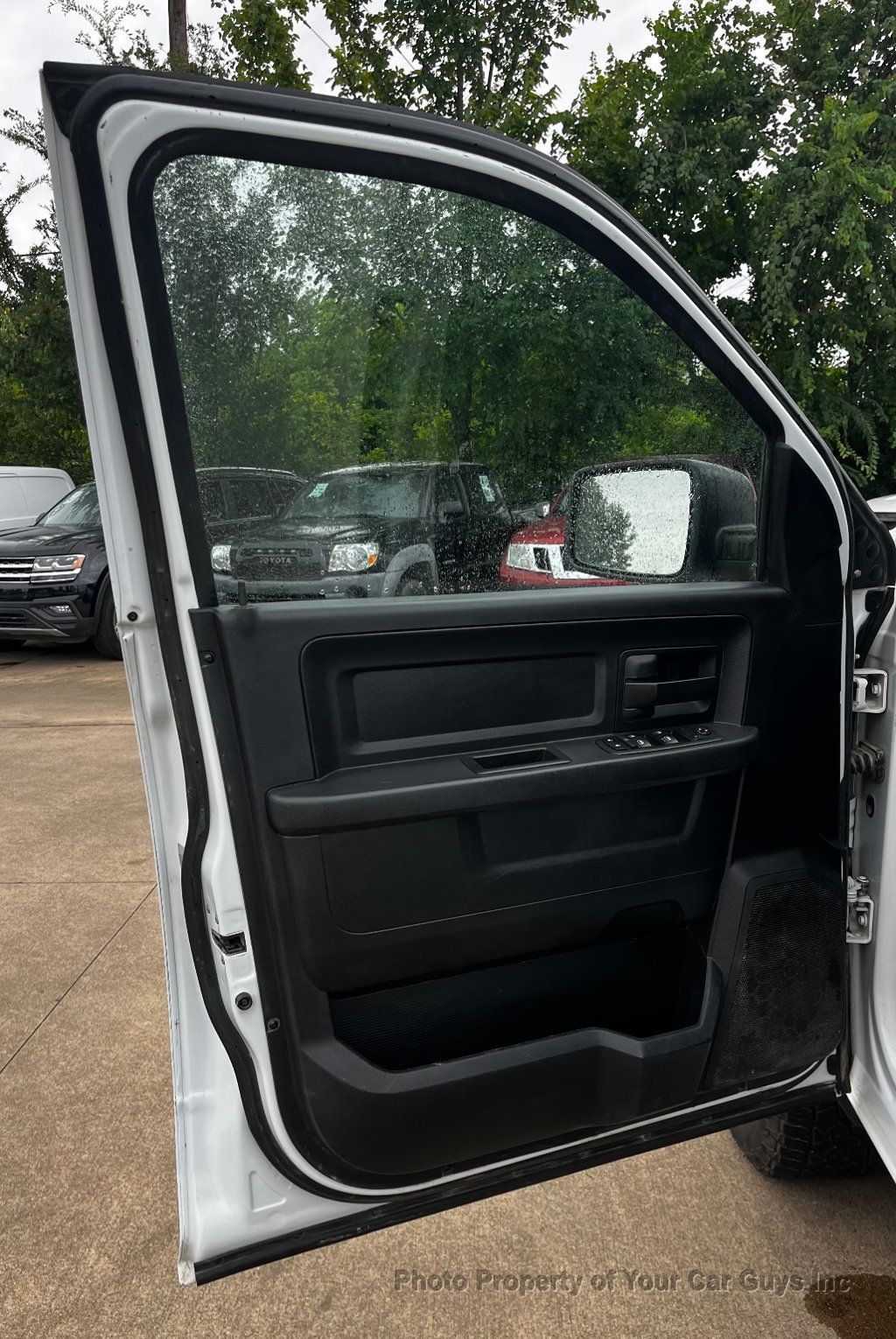 2017 Ram 1500 Tradesman 4x4 Crew Cab 5'7" Box - 23052745 - 36