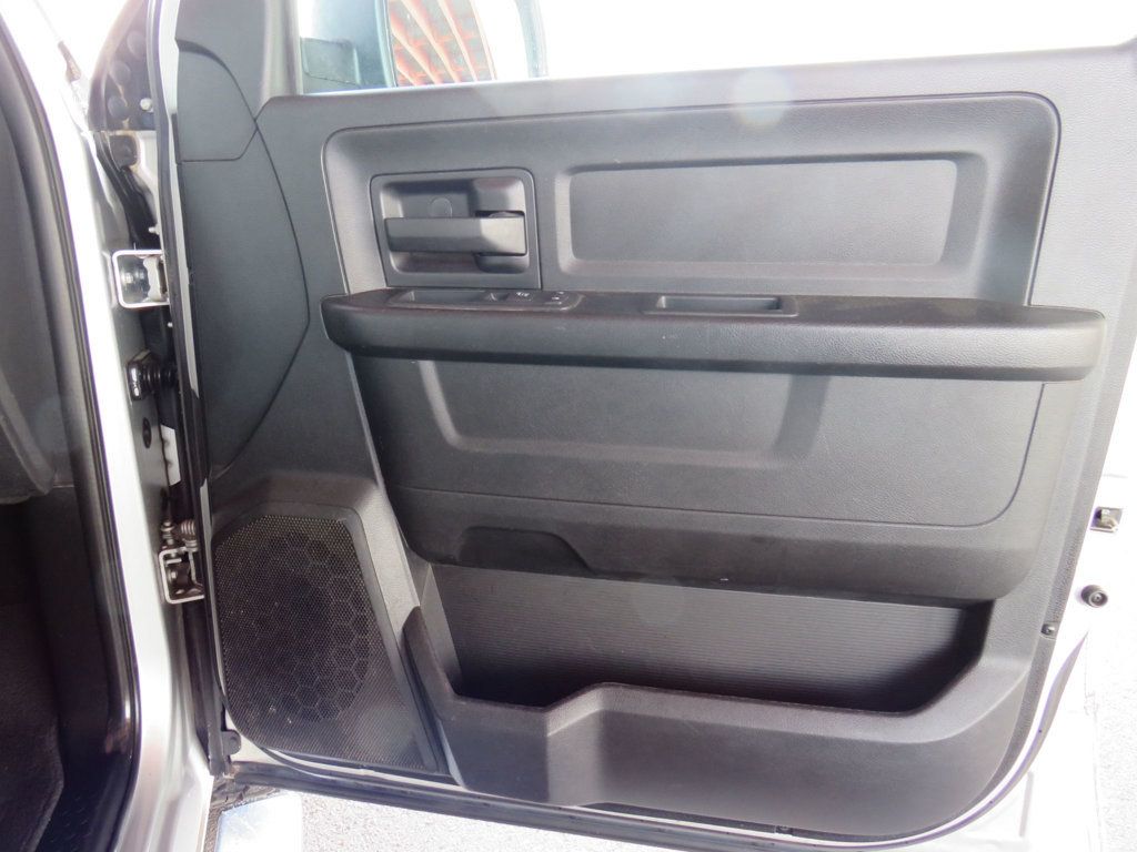 2017 Ram 1500 Tradesman 4x4 Crew Cab 5'7" Box - 22833242 - 13