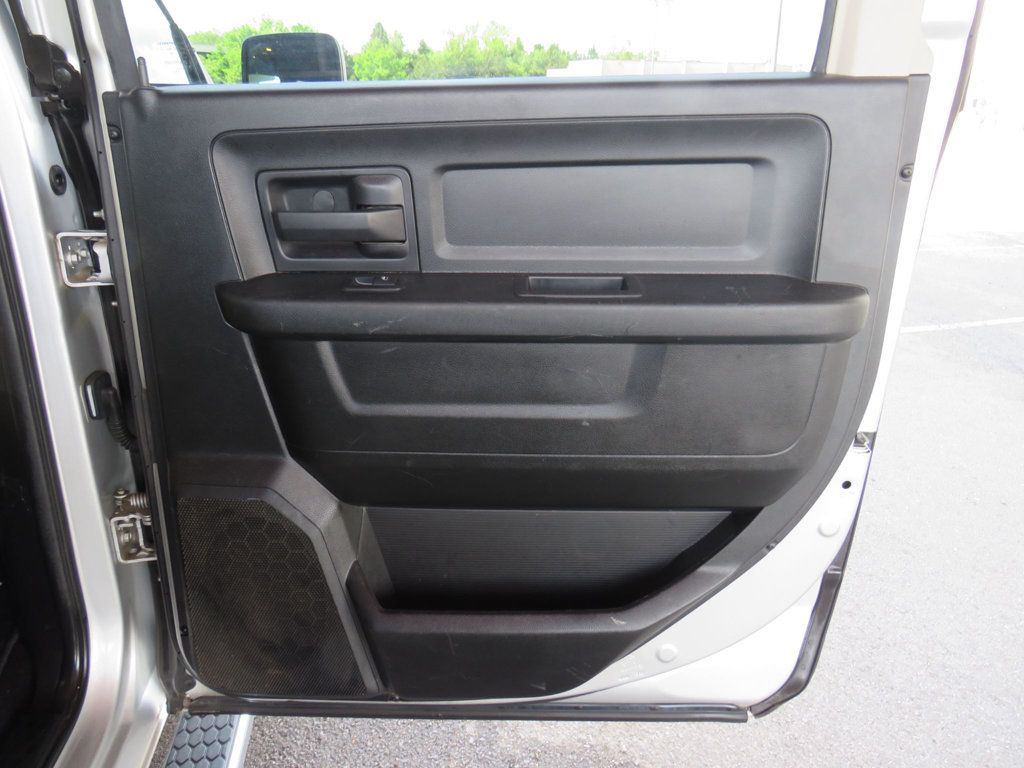 2017 Ram 1500 Tradesman 4x4 Crew Cab 5'7" Box - 22833242 - 18