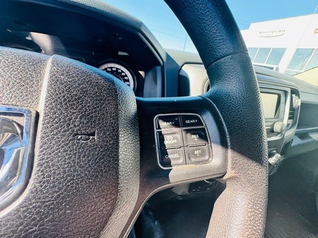 2017 Ram 1500 Tradesman 4x4 Quad Cab 6'4" Box - 23013411 - 11