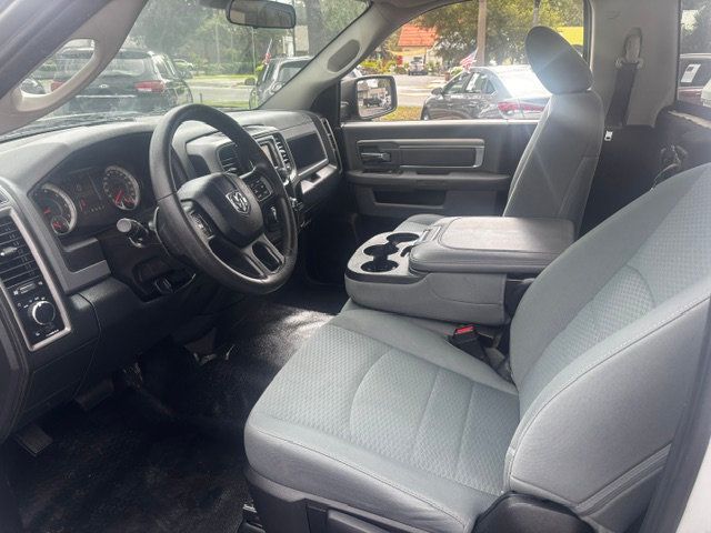 2017 Ram 1500 Tradesman 4x4 Regular Cab 8' Box - 23051548 - 3