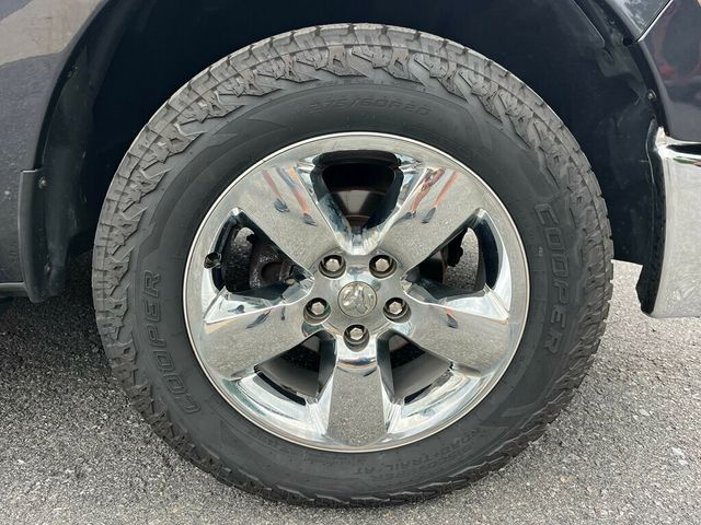 2017 Ram 1500 Well Equipped Big Horn Crew Cab 4x4 - 23032171 - 10