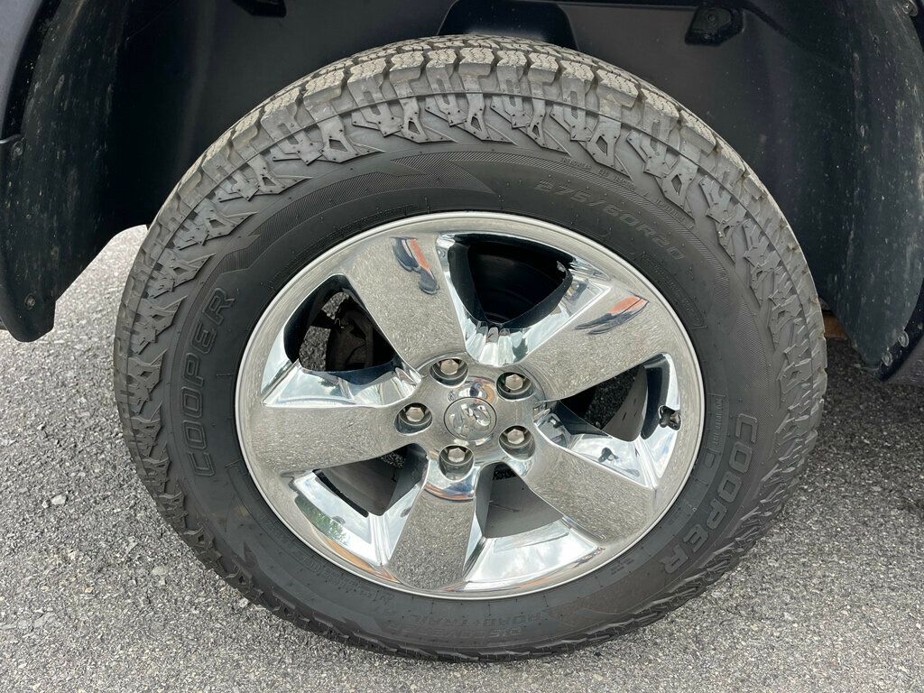 2017 Ram 1500 Well Equipped Big Horn Crew Cab 4x4 - 23032171 - 11