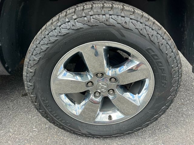2017 Ram 1500 Well Equipped Big Horn Crew Cab 4x4 - 23032171 - 12