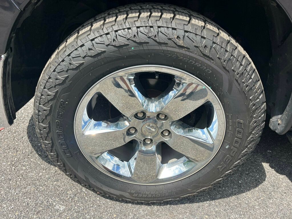 2017 Ram 1500 Well Equipped Big Horn Crew Cab 4x4 - 23032171 - 13