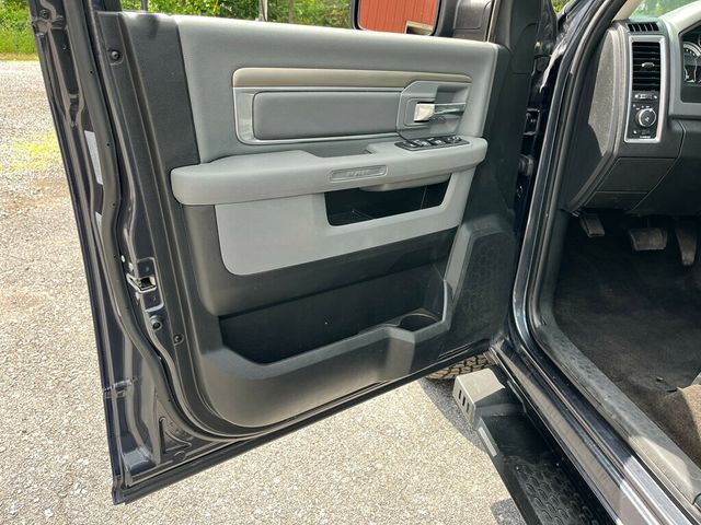 2017 Ram 1500 Well Equipped Big Horn Crew Cab 4x4 - 23032171 - 18
