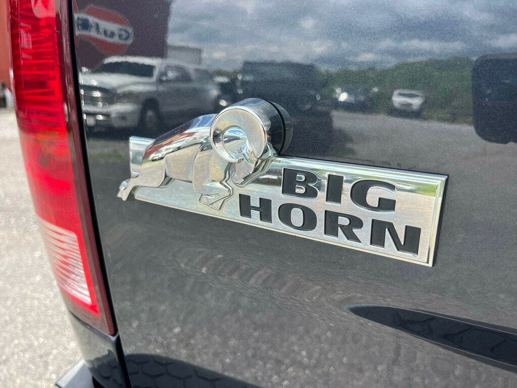 2017 Ram 1500 Well Equipped Big Horn Crew Cab 4x4 - 23032171 - 23