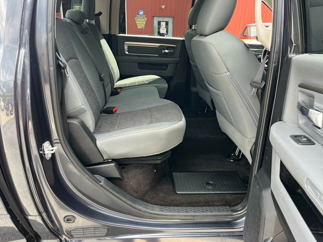 2017 Ram 1500 Well Equipped Big Horn Crew Cab 4x4 - 23032171 - 27