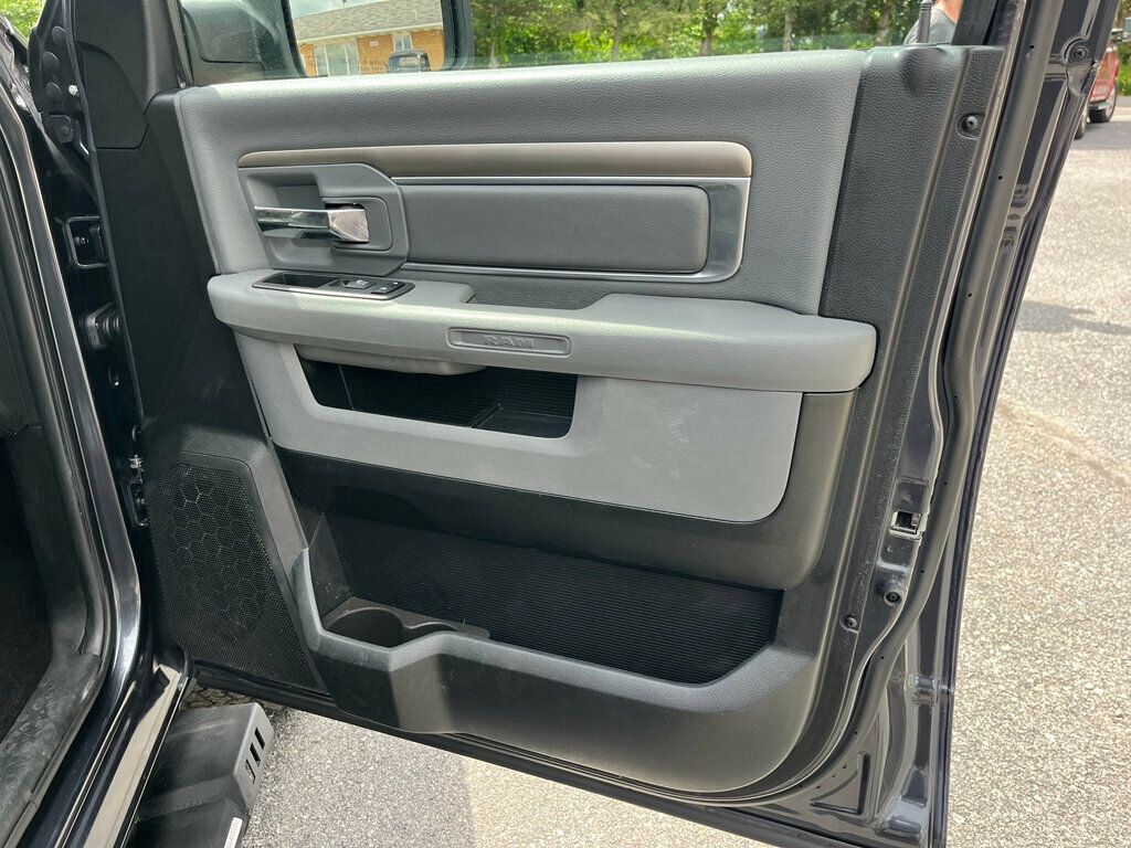 2017 Ram 1500 Well Equipped Big Horn Crew Cab 4x4 - 23032171 - 28