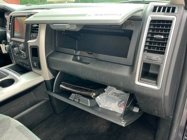 2017 Ram 1500 Well Equipped Big Horn Crew Cab 4x4 - 23032171 - 29