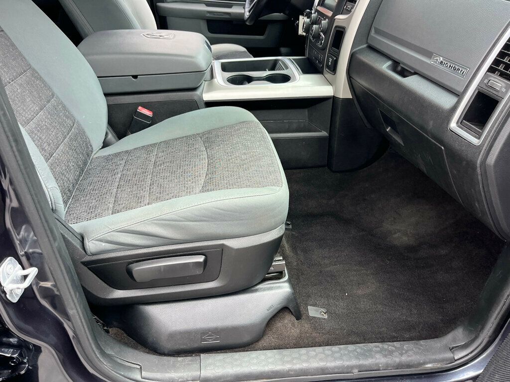 2017 Ram 1500 Well Equipped Big Horn Crew Cab 4x4 - 23032171 - 32
