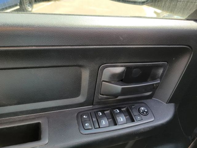 2017 Ram 1500 Quad Cab Tradesman Pickup 4D 6 1/3 ft - 23031811 - 16