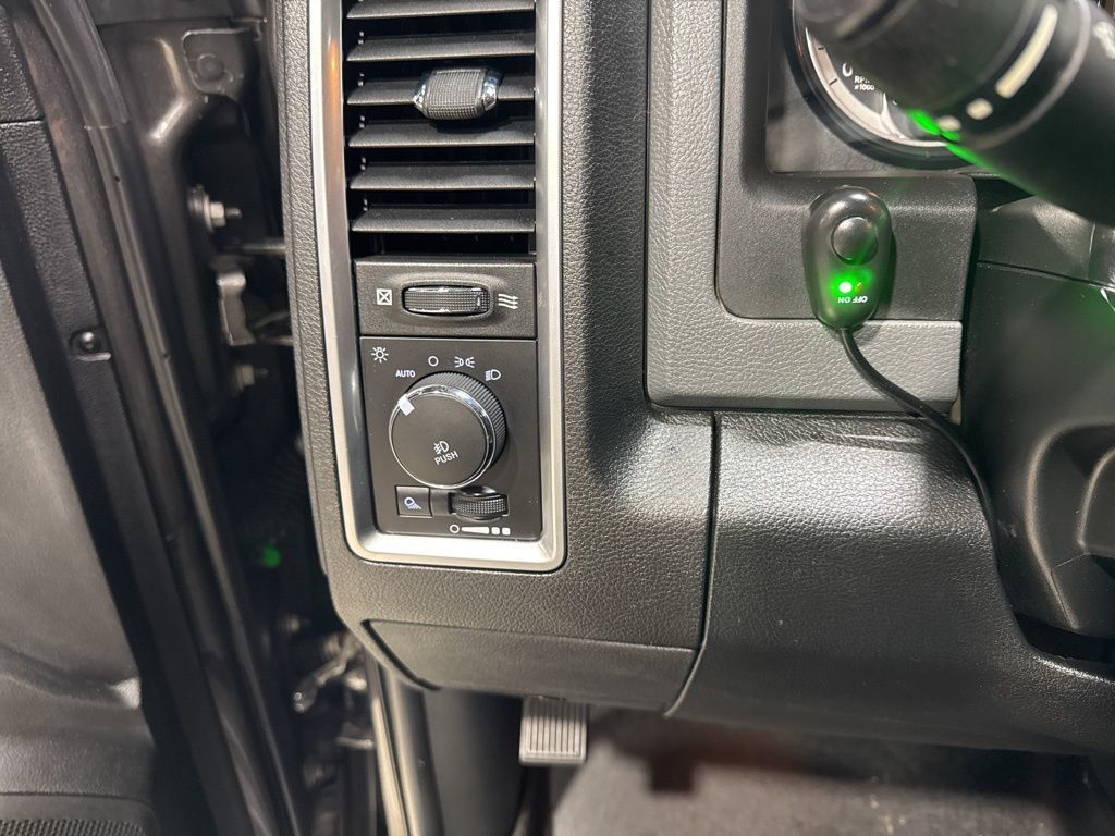 2017 Ram 2500 Big Horn 4x4 Mega Cab 6'4" Box - 22979078 - 18