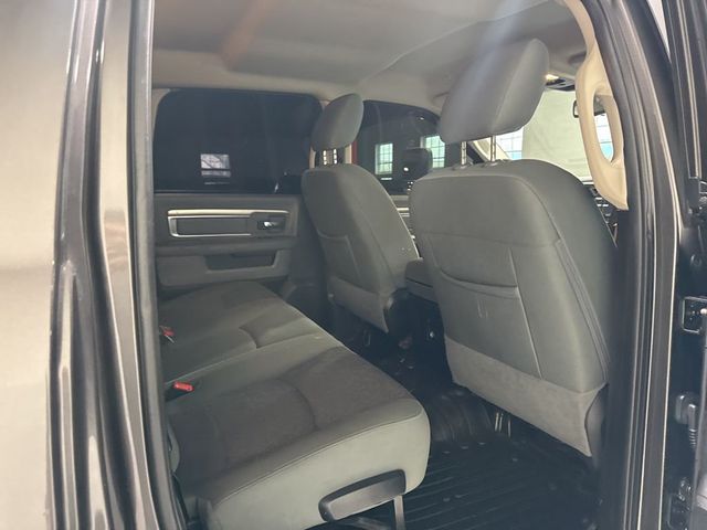 2017 Ram 2500 Big Horn 4x4 Mega Cab 6'4" Box - 22979078 - 46